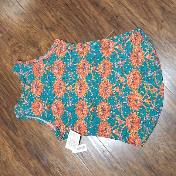 NWT Sleeveless Tank Top LuLaRoe Size L Very Pretty Colors - Picture 6 of 12
